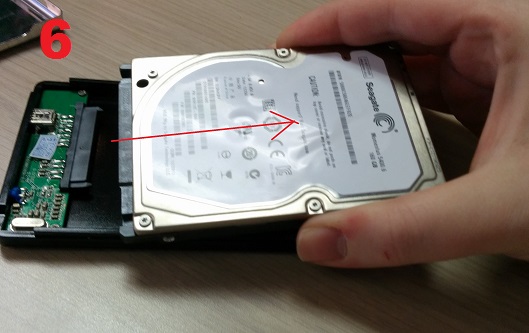 Removing a hard drive enclosure